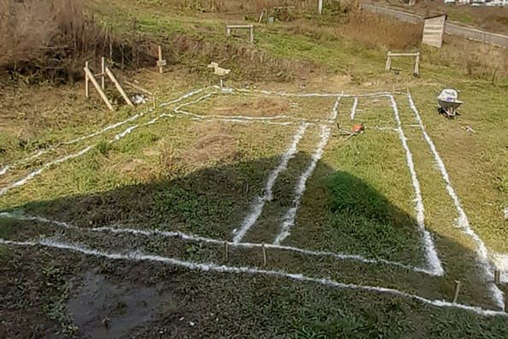 Trasarea liniilor pentru fundație